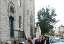 Đón Rước Tượng Đức Mẹ Fatima August 9th 2015.